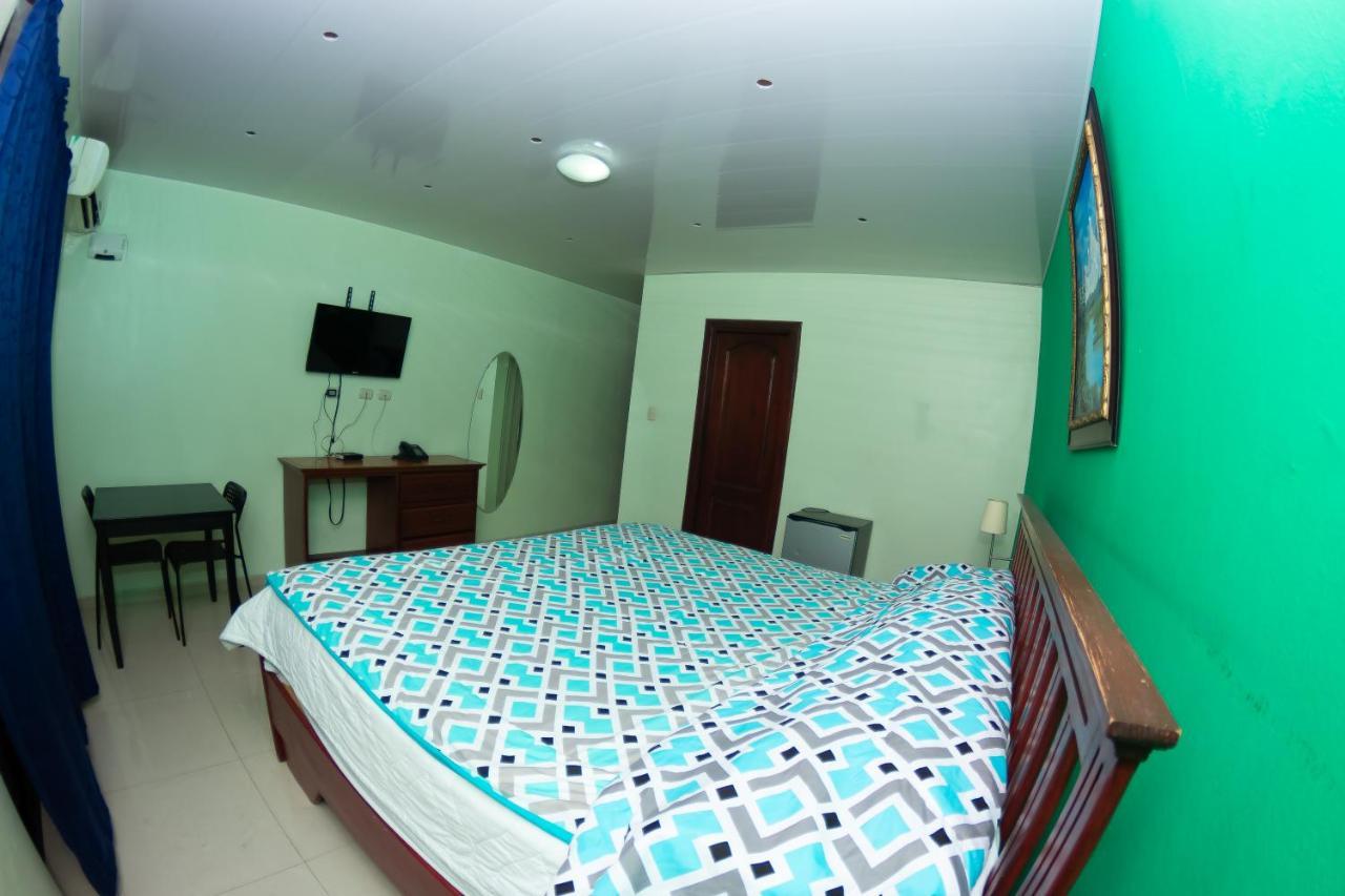 Hotel Renacer Santo Domingo Buitenkant foto