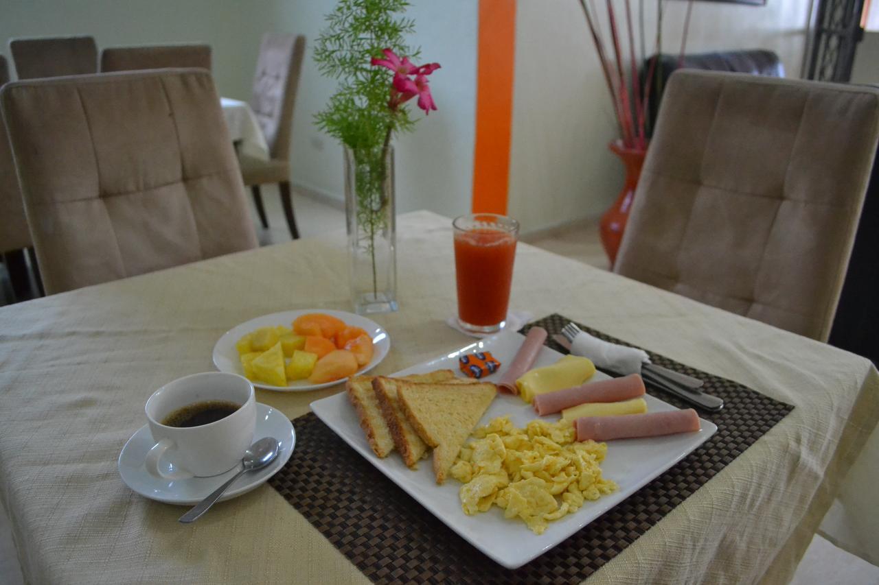 Hotel Renacer Santo Domingo Buitenkant foto