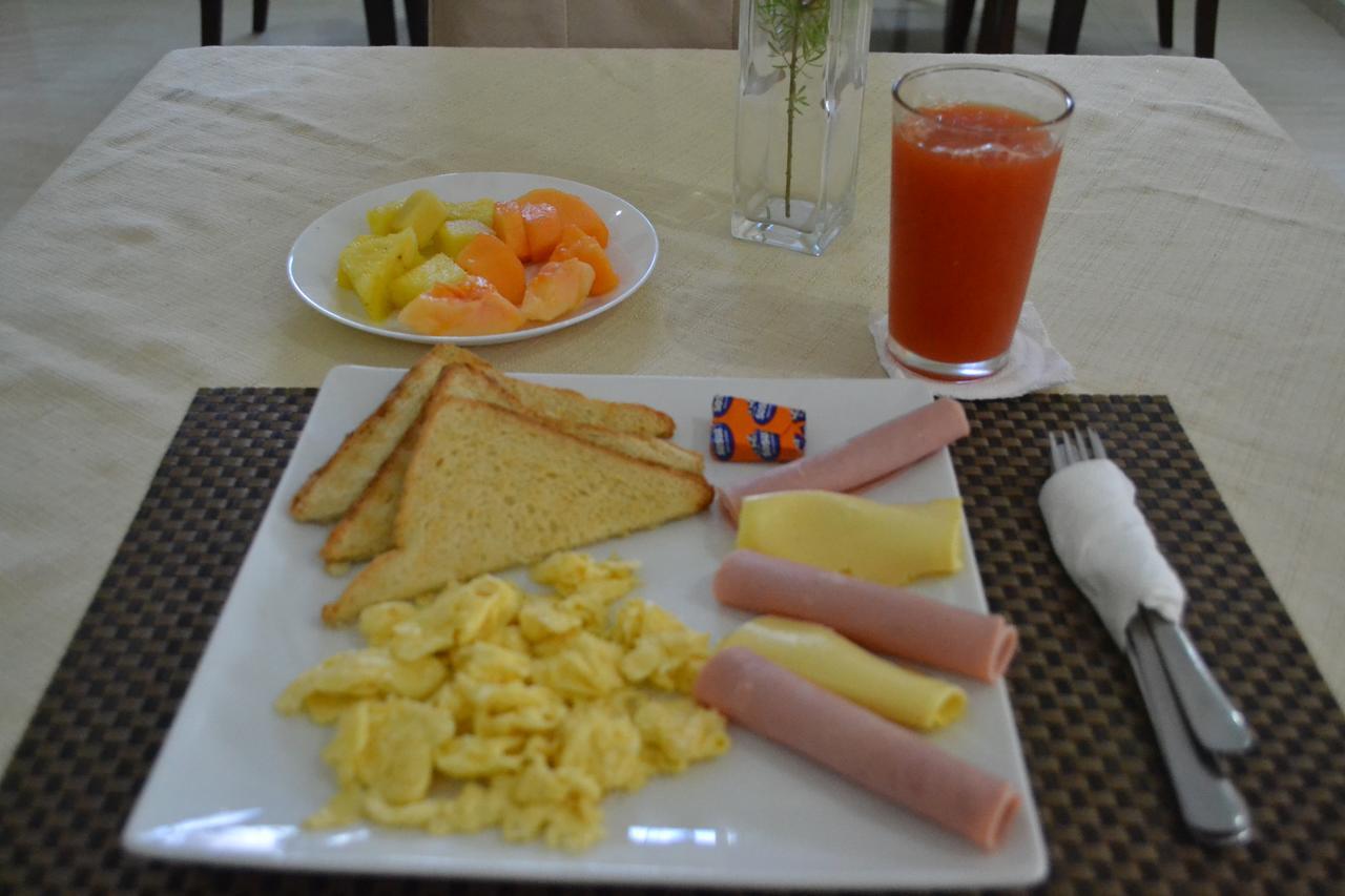 Hotel Renacer Santo Domingo Buitenkant foto