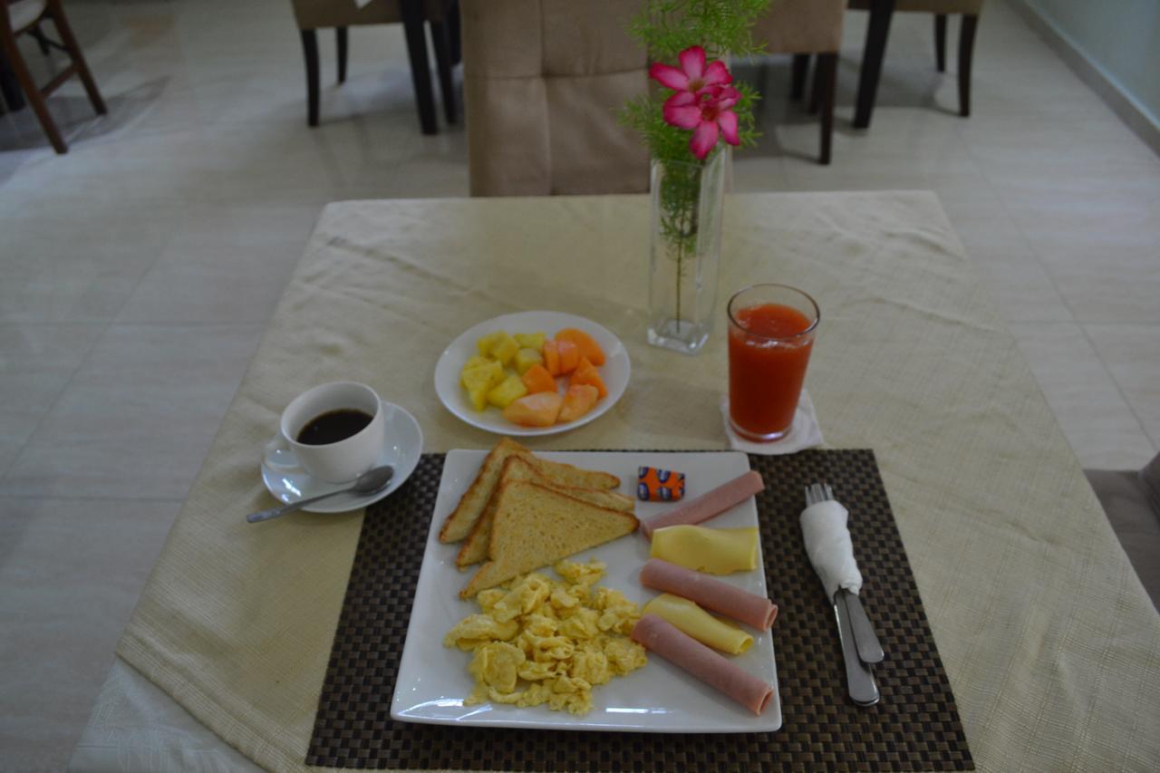 Hotel Renacer Santo Domingo Buitenkant foto
